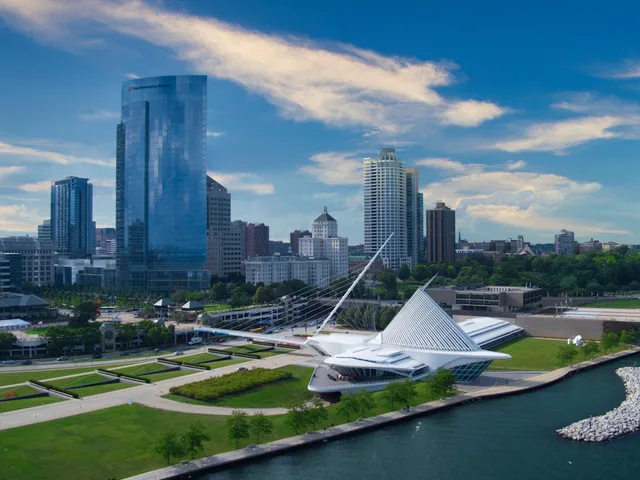 Milwaukee skyline