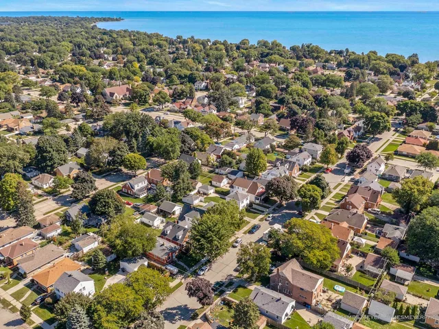 Racine skyline